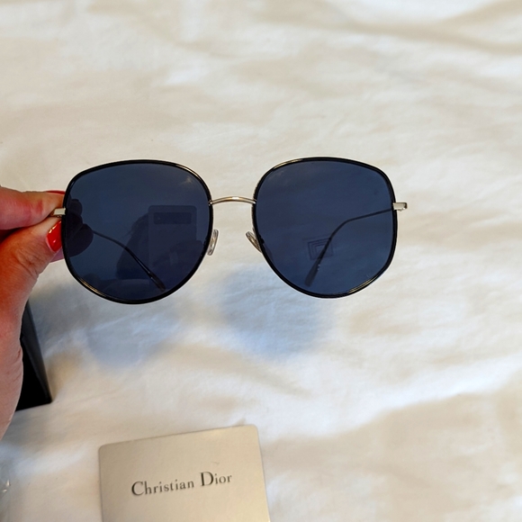 Christian Dior by Dior2 J5G A9 Gold/Blue (J5G/A9) Sunglasses - Picture 6 of 8